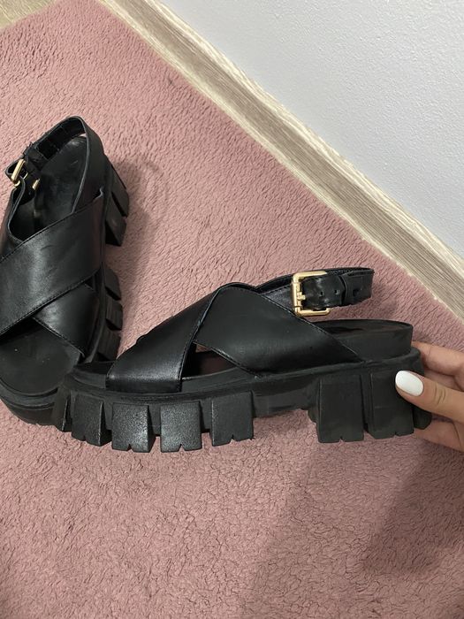 Sandale moja marime 38