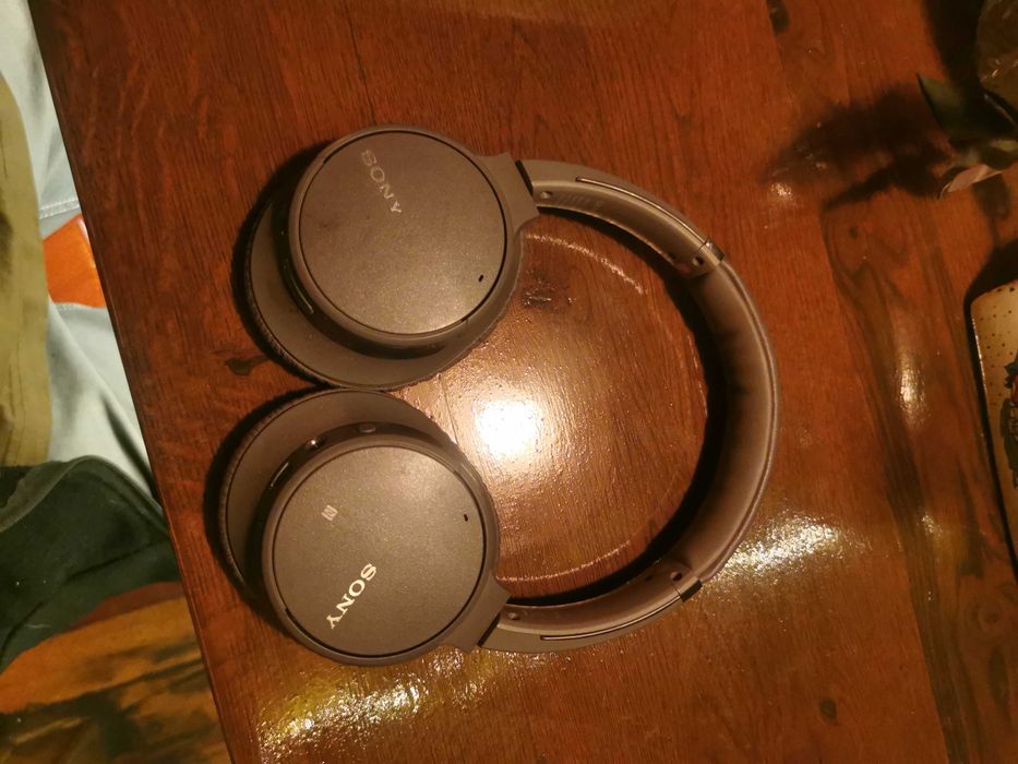 Слушалки Sony WH-CH700N