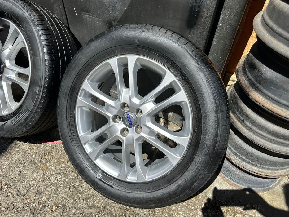 Set jante R18 5x108 originale Volvo cu 235/60R18 103V Cash sau Rate