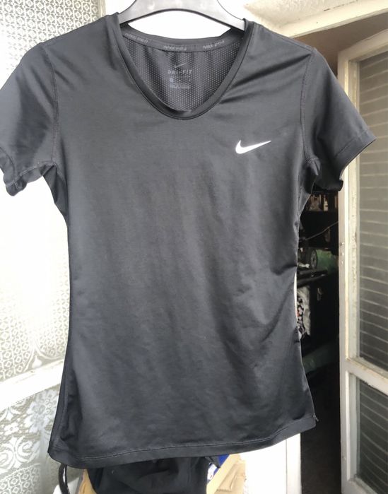 Nike компелкт дамски