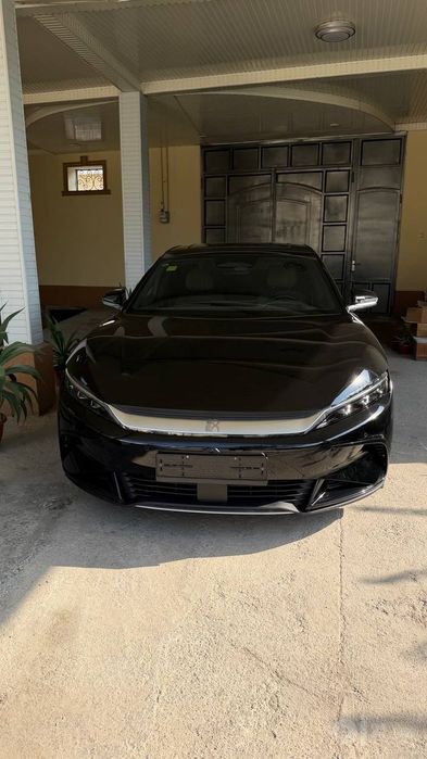 BYD HAN ... 2025
