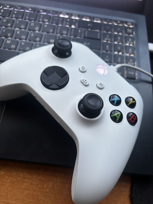 Контролер xbox series s