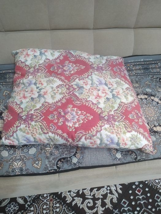 Пар ëстик сотилади.