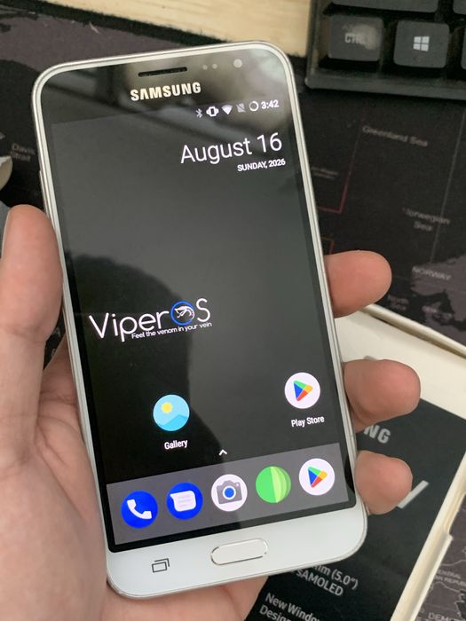 Samsung J3 2016