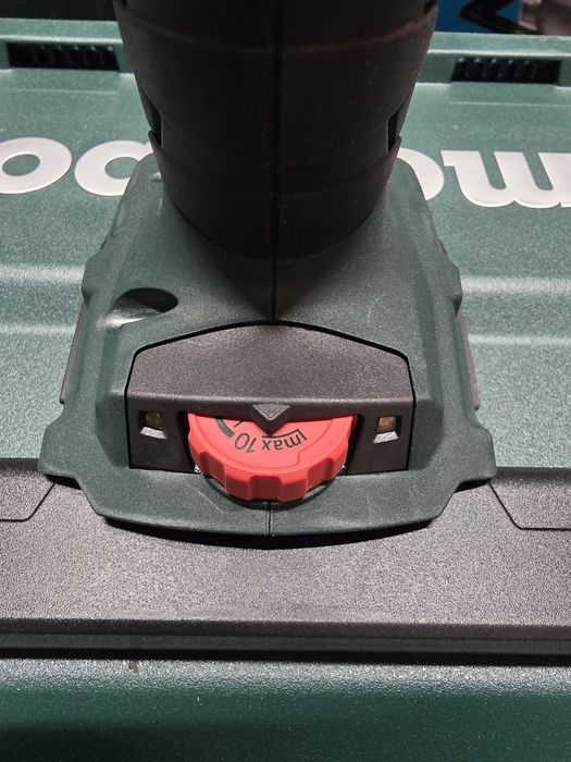 Акумулаторен ударен гайковерт Metabo SSW 18 LTX 300 BL