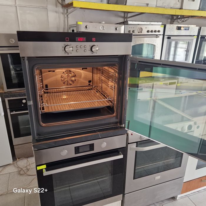 Фурна за вграждане SIEMENS