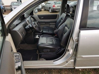 Nissan X Trail 2.2 dci 136k.