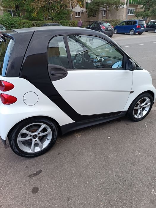 Vând Smart ForTwo