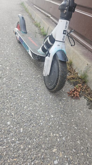 Vand Trotineta Electrica Aprilia ESR-Z
