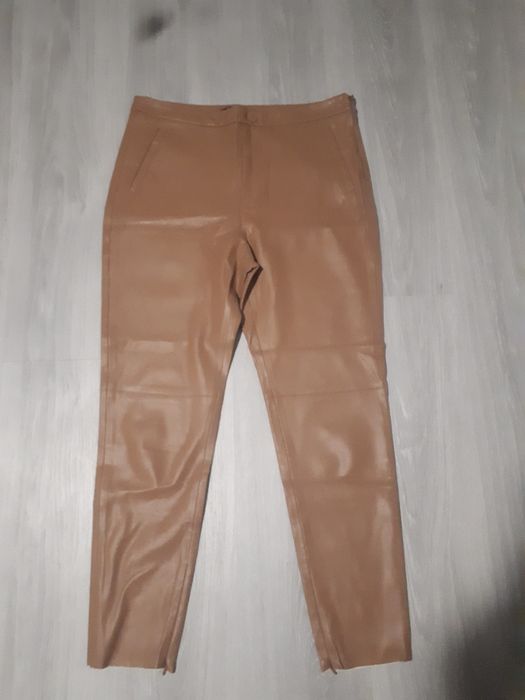 Pantaloni dama piele ZARA