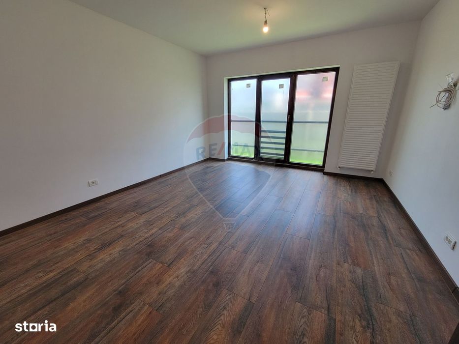 Spațiu Comercial de Închiriat Otopeni 116 mp