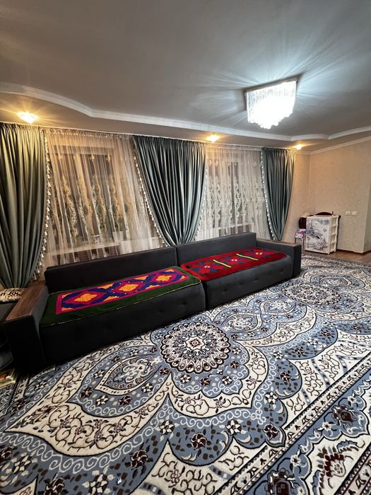 Үй сатылады.                     .