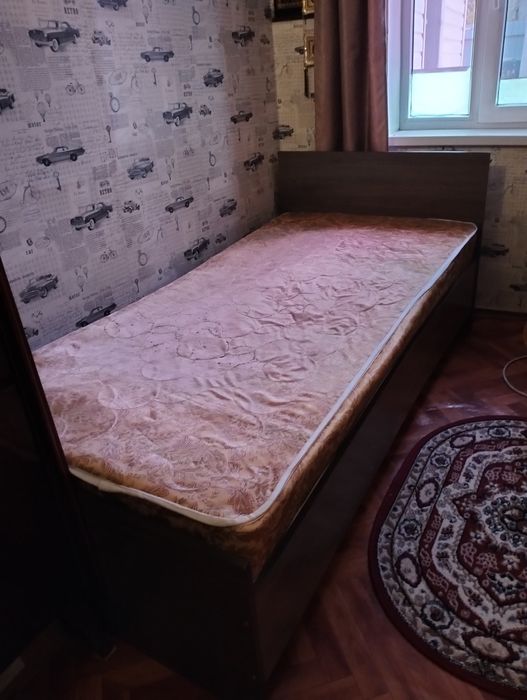 Срочно продам кровать