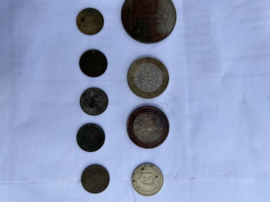 Лот монети и банкнота БГ и две монети евро.