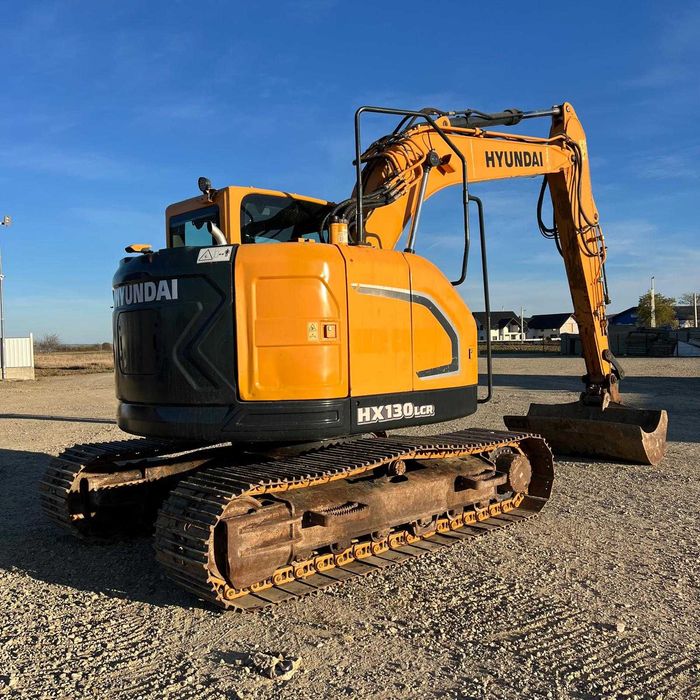 Hyundai HX 130 LCR