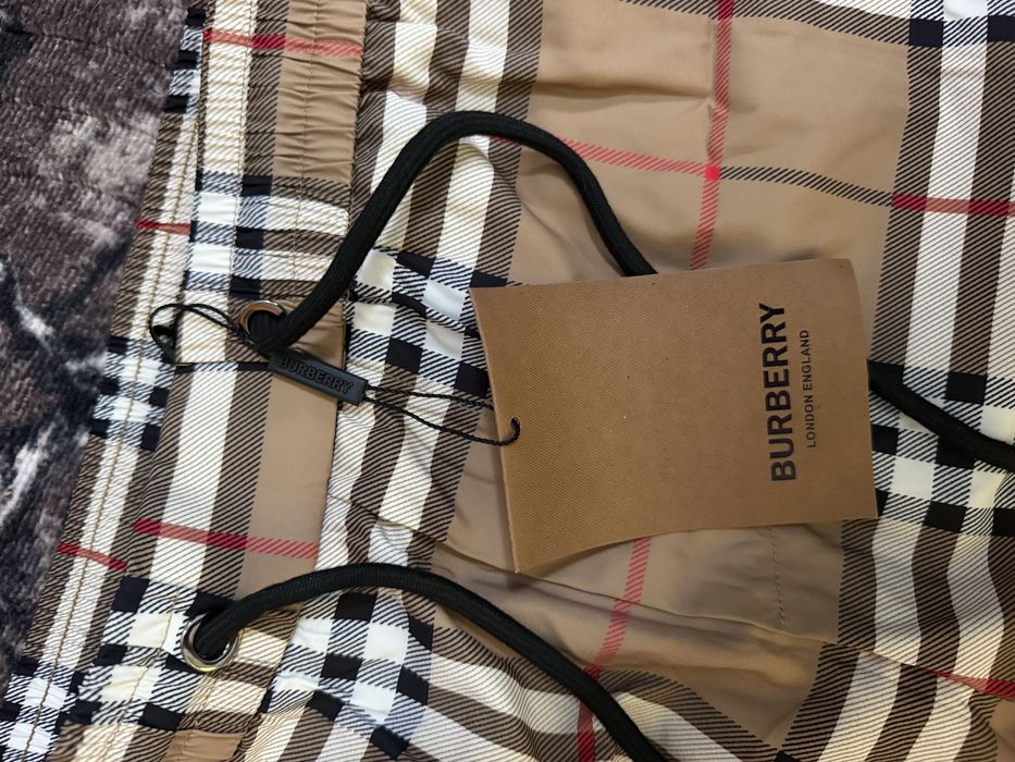 Pantaloni burberry