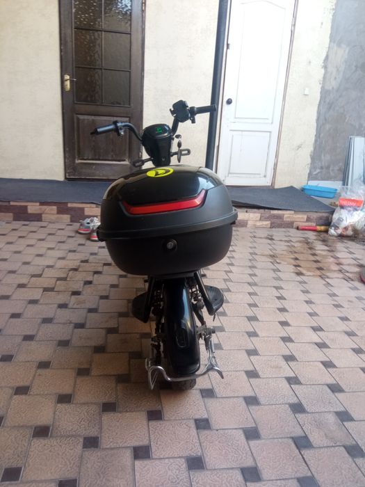 Скутер 4 талик акумуляторлик меджикар