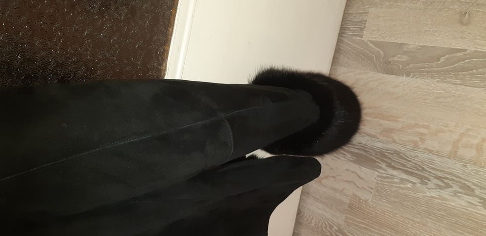 Палто с яка от лисица