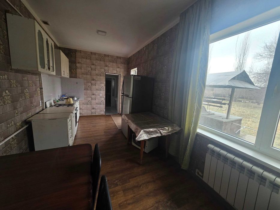 Ховли Уй сотилади