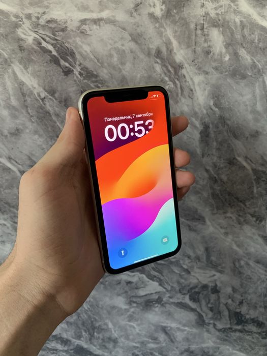 Продам iphone (айфон) 11 128gb