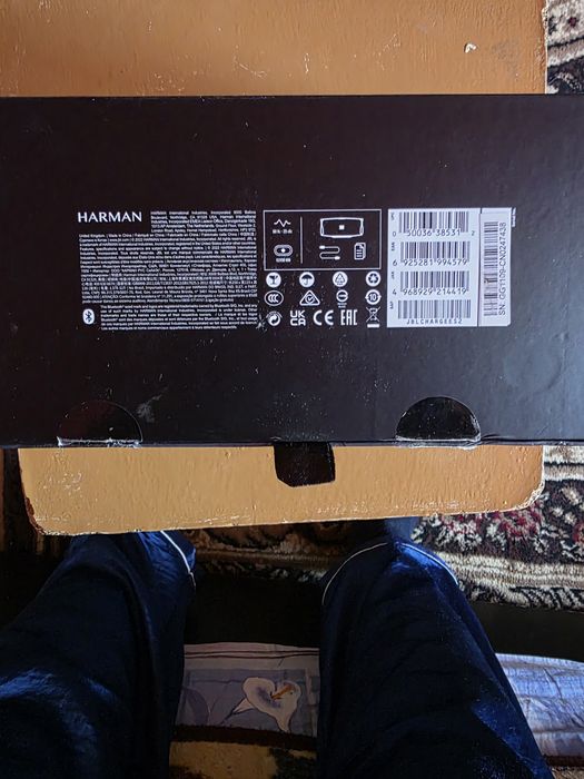 Vând boxa jbl nouă nouța de 40 W