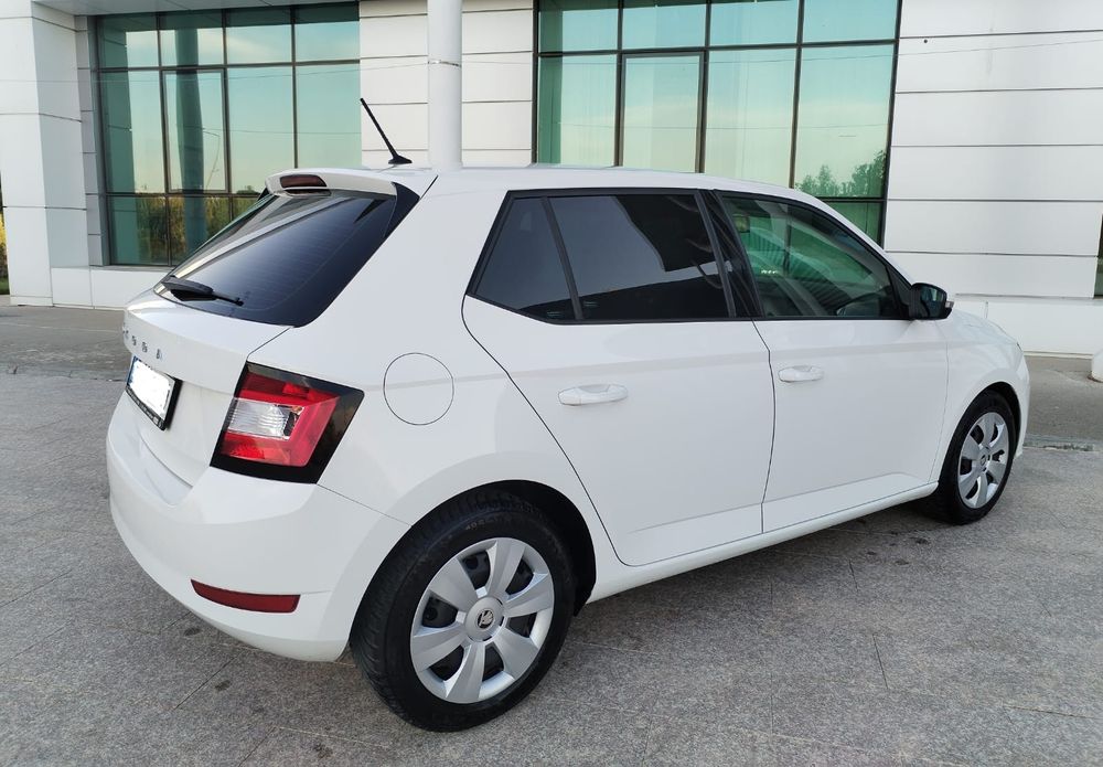 SKODA Fabia 2022 — imagine 3