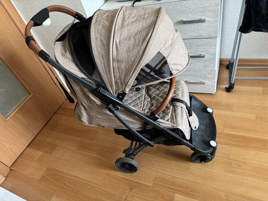 Коляска прогулочная