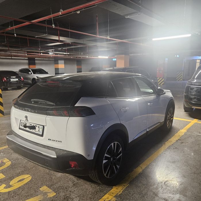 Срочно Peugeot 2008 model Sostayaniya Zor kraska toza Oʻzimni moshinam