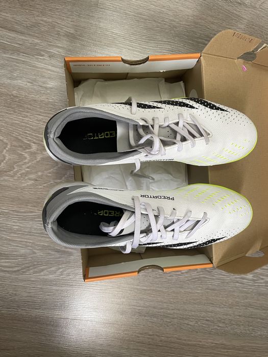 adidas predator кроссовки