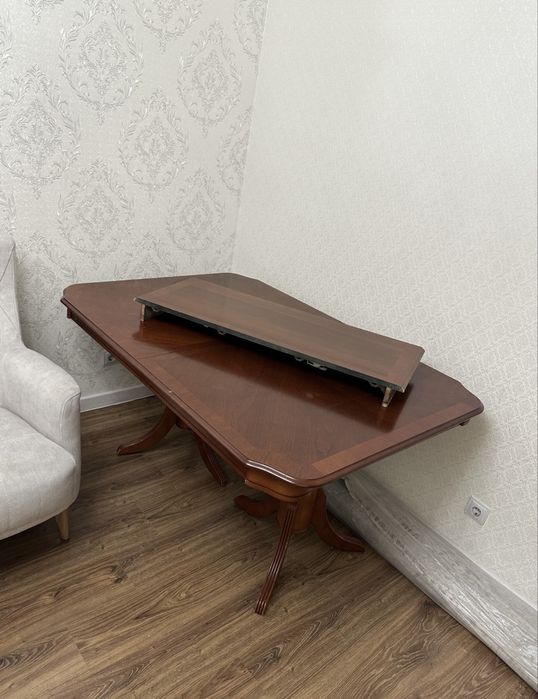 Стол Малайзия + прихожая в подарок