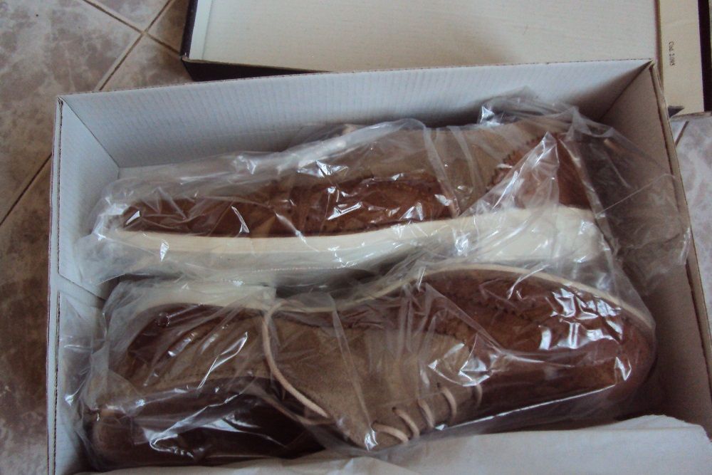 Продавам № 38 и №37 чисто нови обувки от естествена кожа и естествен в