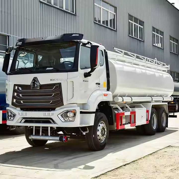 HOWO 6x4 25 куба Водовоз. Новый. с НДС