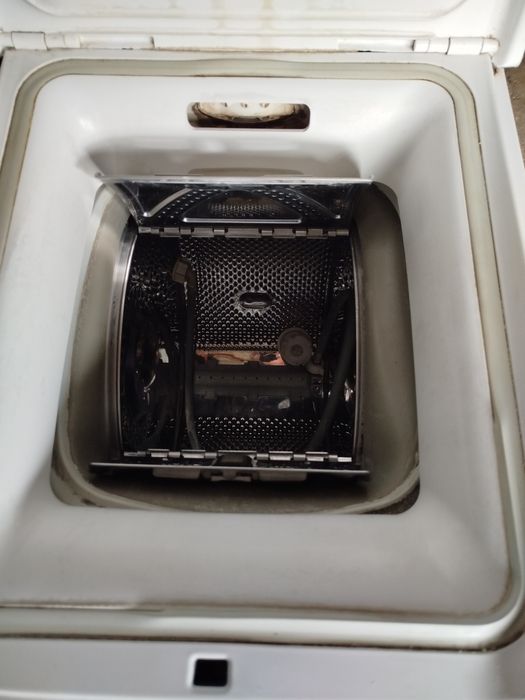 Стиральная машина Hotpoint ARISTON