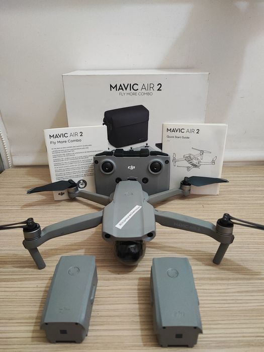 Drona DJI Mavic Air 2 Fly More combo