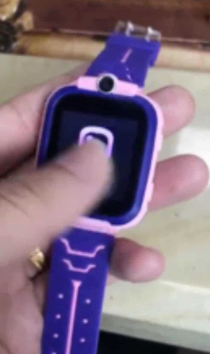 Водоустойчив детски 2G смарт часовник с вградена камера