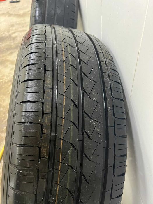 Продам б.у резину Bridgestone 235/65/r16c