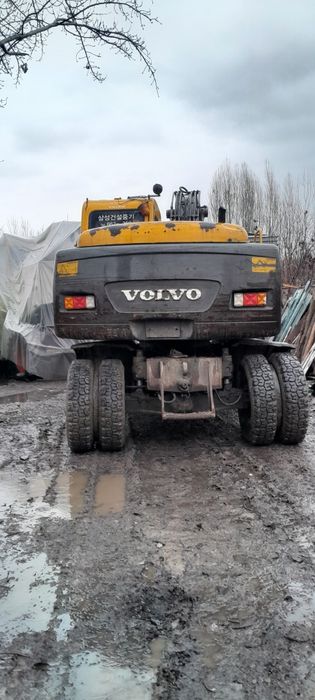Ekskovator Volvo 130