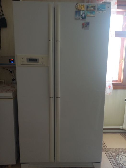 Холодильник Самсунг