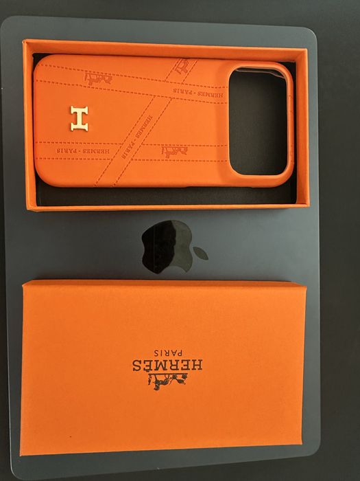 Hermès калъф за  17pro max
