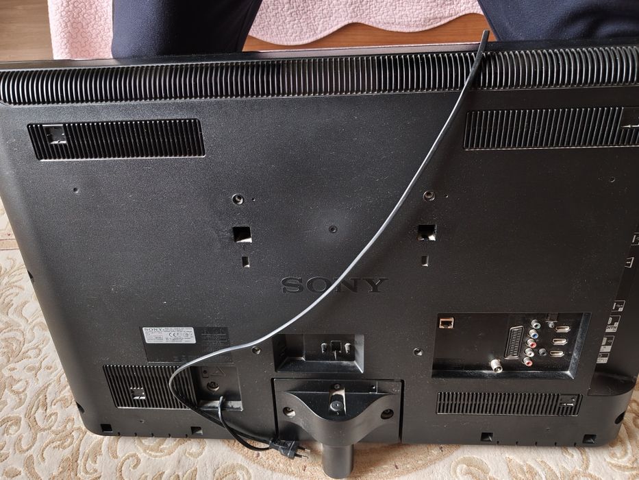 Продам телевизор