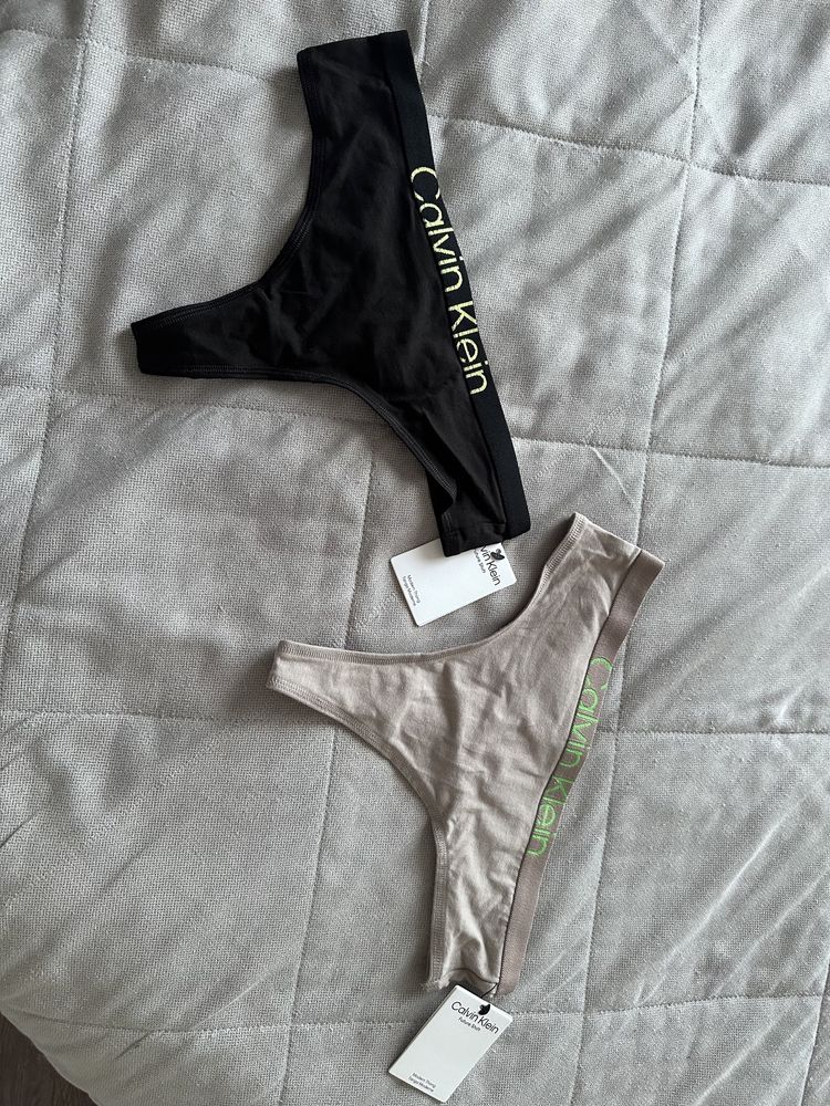 Нижнее белье Calvin klein: 4 000 тг. - Трусы Астана на Olx