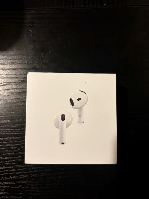 Vând AirPods 4 – sigilate, stare impecabilă