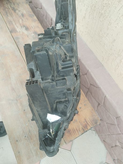 Фары Lexus RX 350