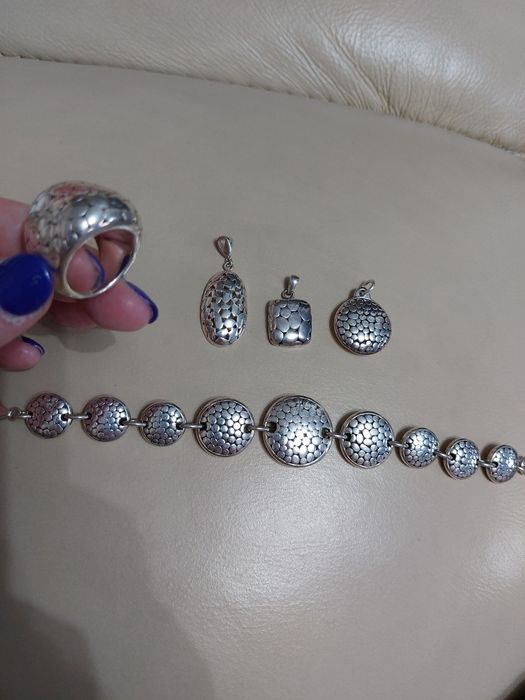 Vând set superb din argint 925
