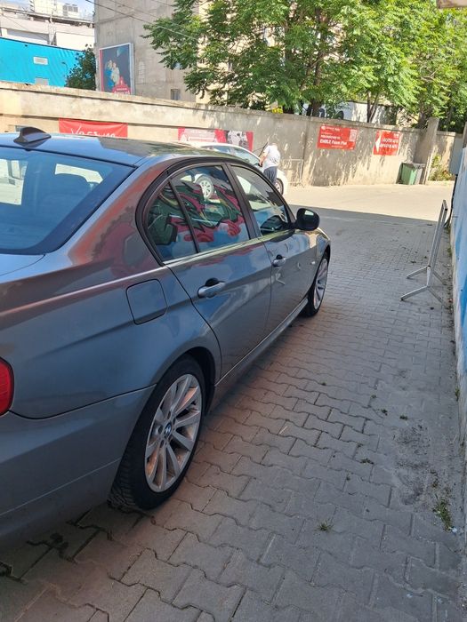 Bmw E90 318I automat