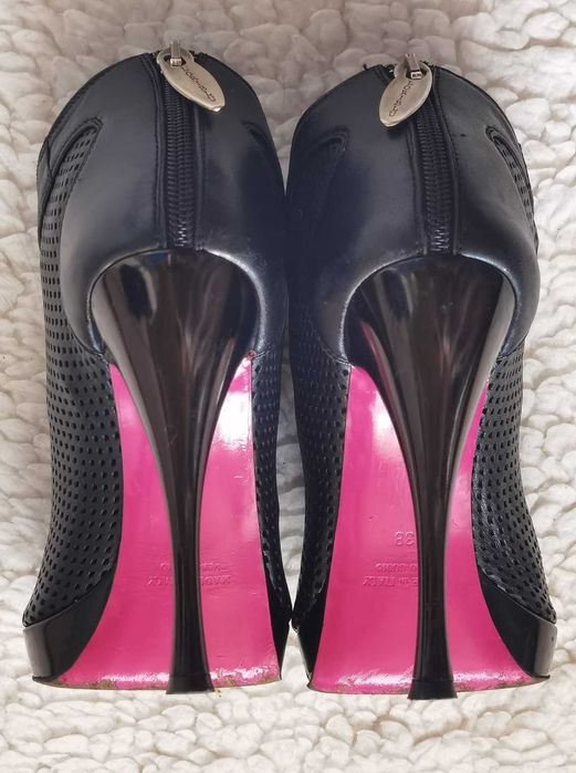 Botine negre dama vara piele naturala perforata sandale