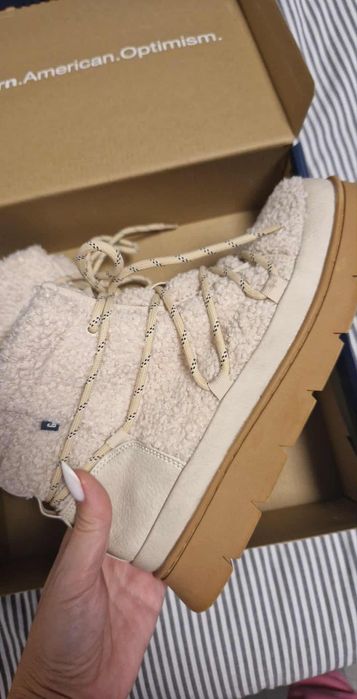 Дамски Апрески Gap