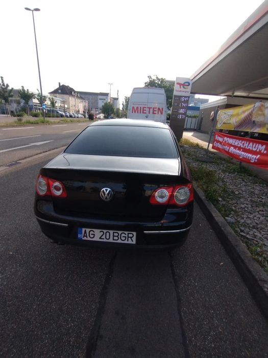 De vânzare Pasat B6