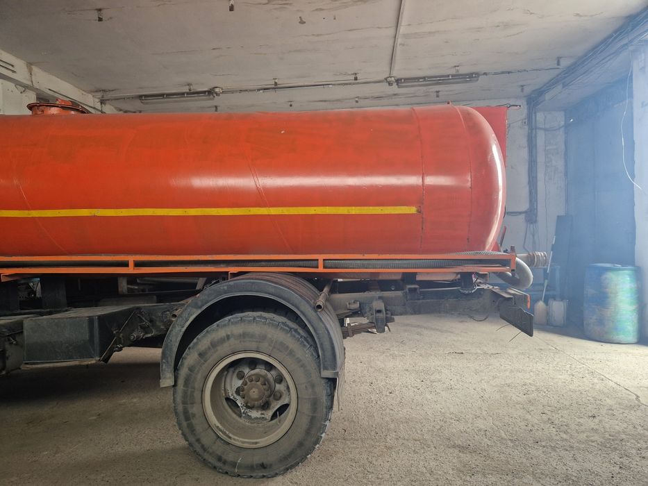 Зил асенезатор 8кубовый