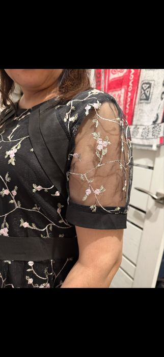 Продам женское платье